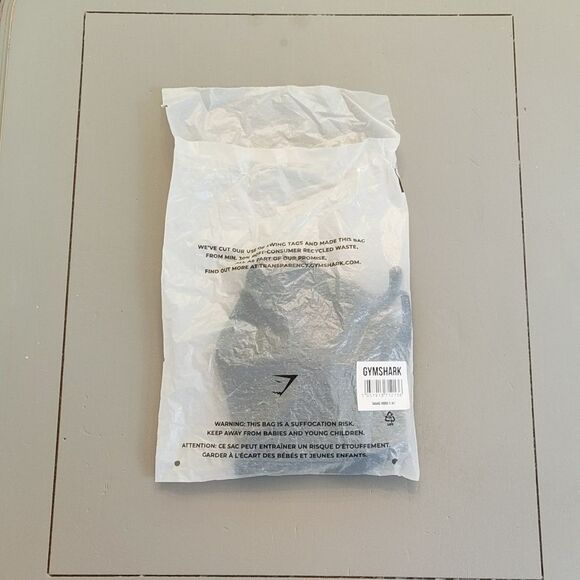 Gymshark Sweat Seamless Sports Bra light support Size S in Black NWT in Package - Picture 8 of 12